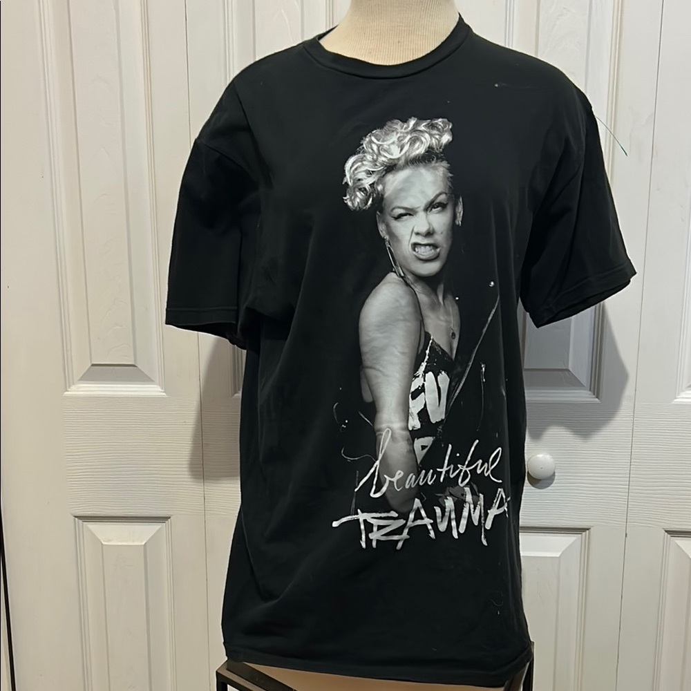 2018 PINK TOUR BEAUTIFUL TRAUMA UNISEX T SHIRT
